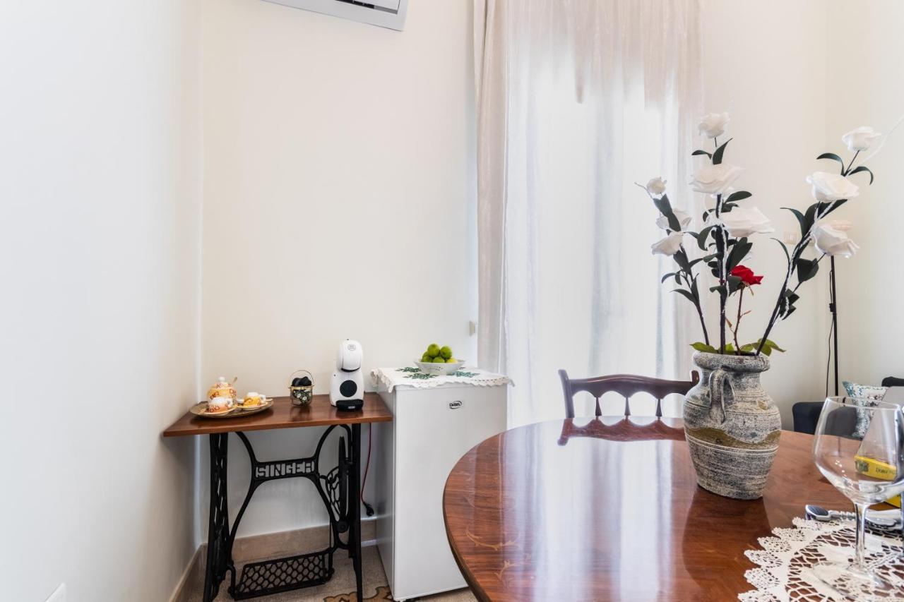 Liberty Suite Regina Elena อาโวลา ภายนอก รูปภาพ