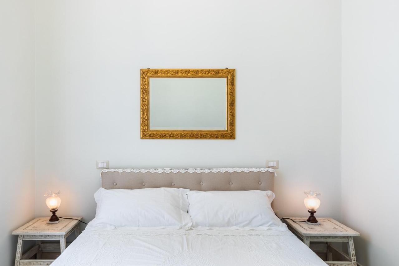 Liberty Suite Regina Elena อาโวลา ภายนอก รูปภาพ